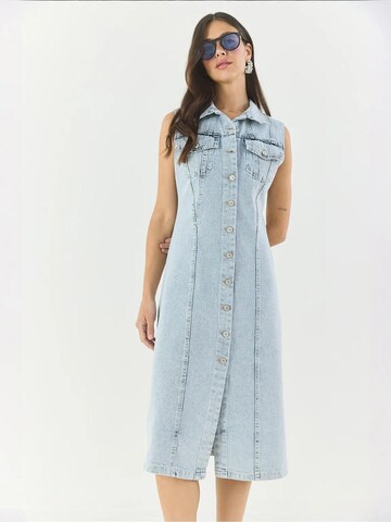 Bianco Lucci Kleid in Blau: Vorderseite