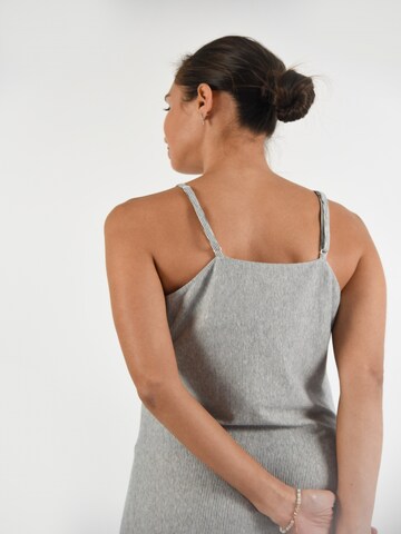 WEARABLE STORIES Dress 'Camille' in Grey