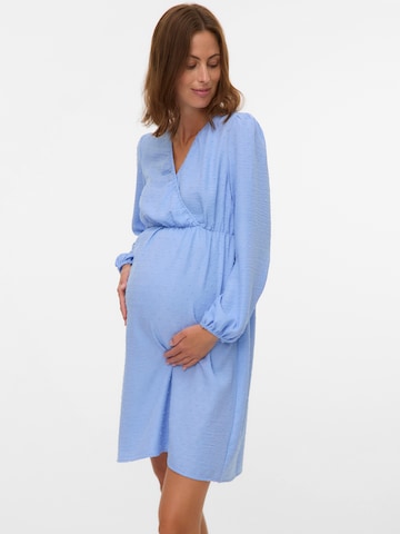 Robe 'MLLifina' MAMALICIOUS en bleu : devant