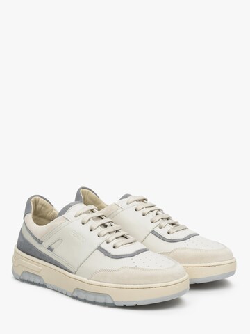 Estro Låg sneaker '09-2949' i vit: framsida