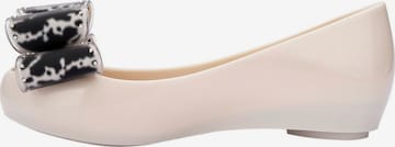 MELISSA Ballerina 'Ultragirl Classic' in Beige: voorkant