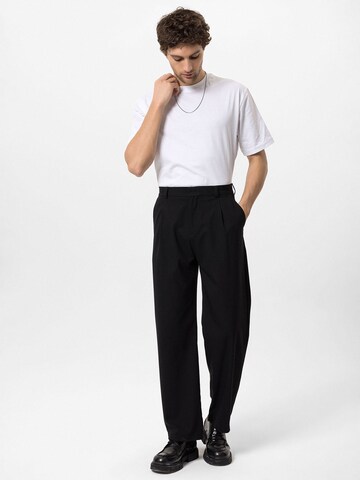 Antioch Regular Trousers in Black