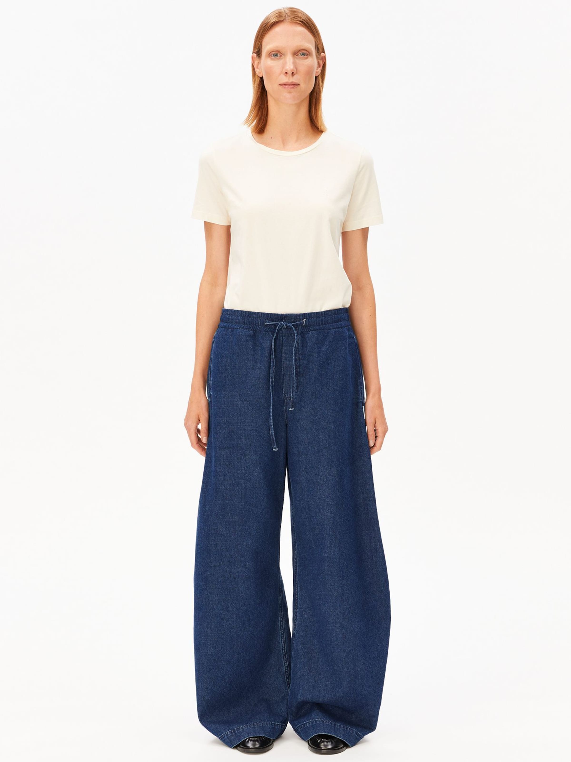 Loosefit Pantalon ARMEDANGELS en bleu : devant