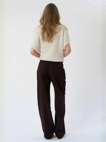 TEESHOPPEN Pulóver ' Chloe ' - fehér