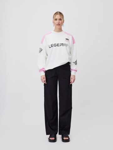 Sweat-shirt 'Jovana' LeGer by Lena Gercke en blanc