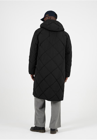Parka d’hiver 'The Swiss Yuppie' Prohibited en noir