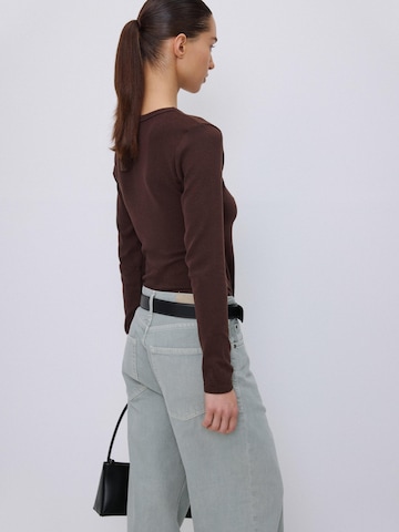 Estro Blus '2617' i brun