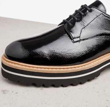 LLOYD Lace-Up Shoes in Black