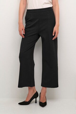 Cream Regular Pants 'Saila' in Black: front