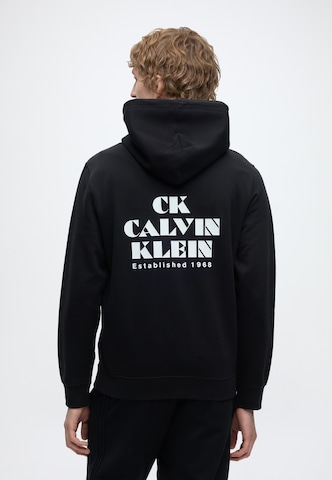 Felpa di Calvin Klein Jeans in nero