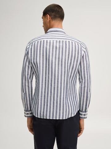 Coupe slim Chemise business 'Pit' JOOP! en bleu