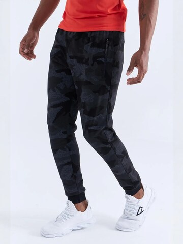 Tommy Life - Calças de desporto em preto: frente