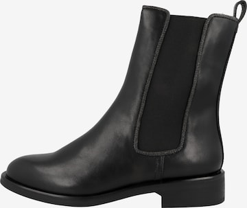 TAMARIS Chelsea Boots in Black