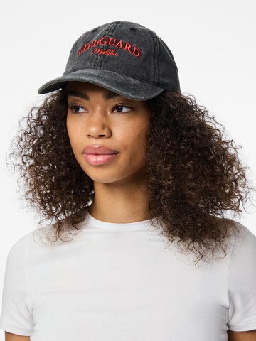 PIECES Cap in Grey: front