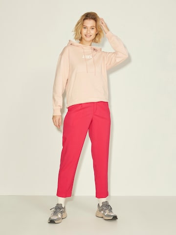 JJXX Regular Pleat-Front Pants 'Chloe' in Red