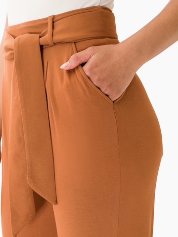 Les Lunes Tapered Pleat-Front Pants 'Jade' in Brown