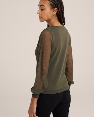 WE Fashion Sweater in Green