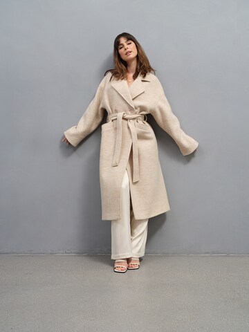 A LOT LESS Between-Seasons Coat 'Leila' in Beige: front