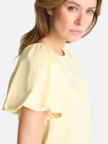 Rich & Royal Shirt in Geel