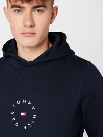 TOMMY HILFIGER Mikina – modrá