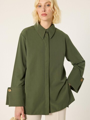 Touché Privé - Camiseta 'Poplin Shirt With Wide Cuff' en verde