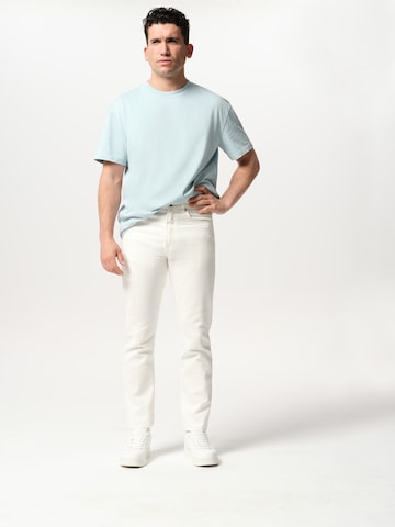 Slimfit Jeans 'Rafael' di ABOUT YOU x Jaime Lorente in bianco