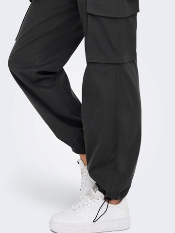 ONLY Regular Pants in Grey