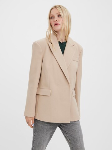 VERO MODA - Blazer en beige: frente