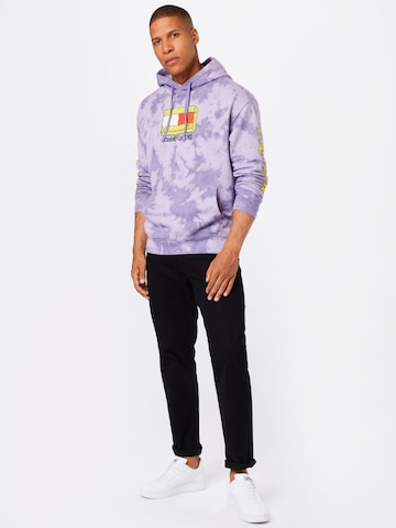 Sweat-shirt 'SPONGEBOB' Tommy Jeans en violet