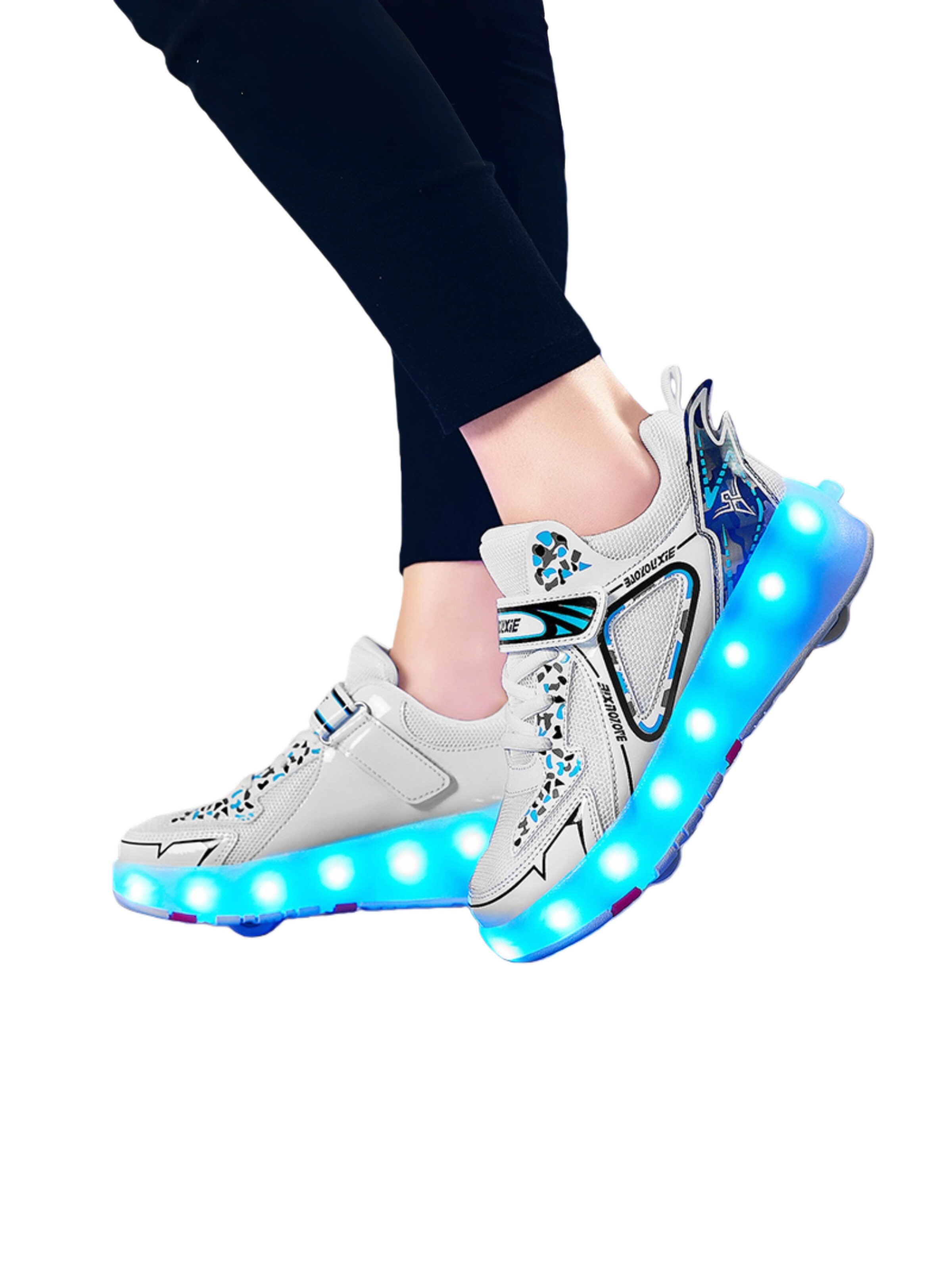 HUSKSWARE Inline and Roller Skates in White