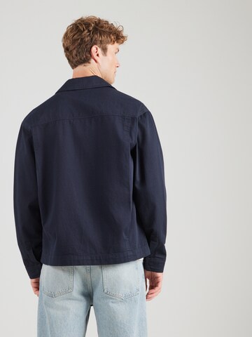 Lyle & Scott Tussenjas in Blauw