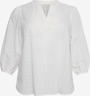 KAFFE CURVE Blouse in White: front