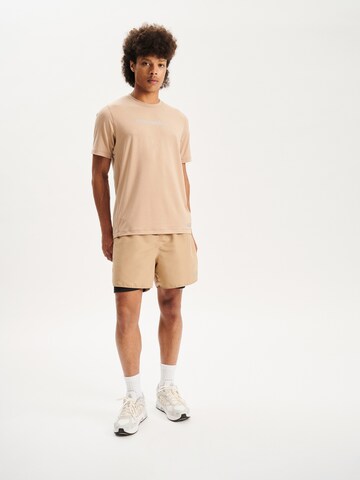 Pacemaker Performance shirt in Beige