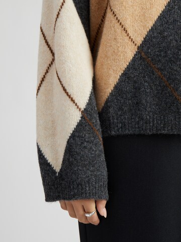 Peppercorn - Top 'Tirna' en gris