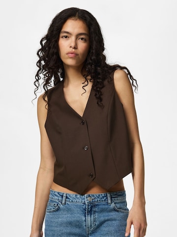 Gilet de costume 'PCBosella' PIECES en marron : devant