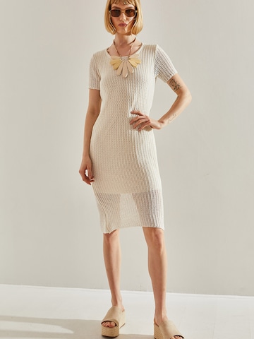 Bianco Lucci Neulemekko värissä beige: etupuoli