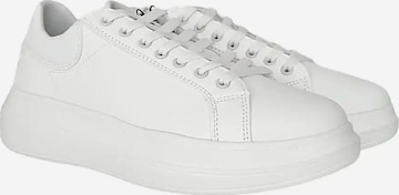Chaussure à lacets ICON en blanc : devant