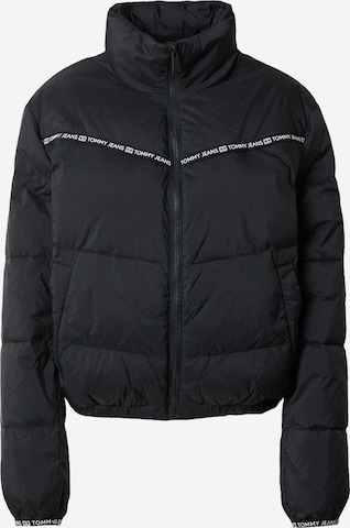 Tommy Jeans Jacke in Schwarz: predná strana