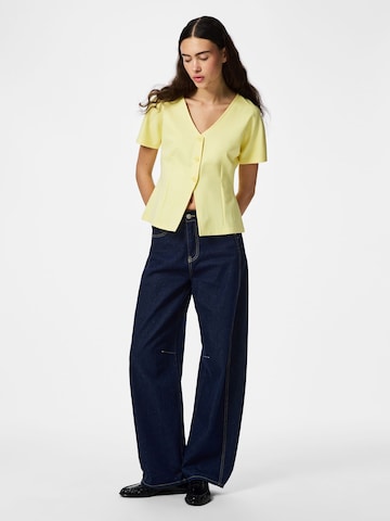 Cardigan 'PCGunhild' PIECES en jaune