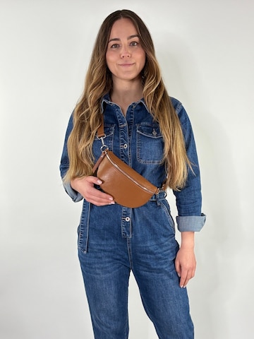 lePelou Fanny Pack 'TONI small' in Brown