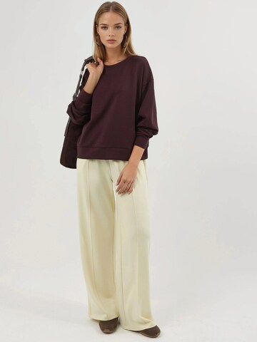 Busem Sweatshirt in Rot