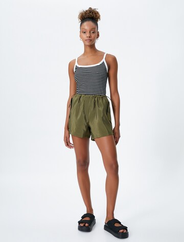 Koton Regular Pants in Green