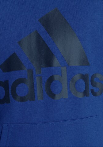 ADIDAS SPORTSWEAR Urheilullinen collegepaita 'Essentials' värissä sininen
