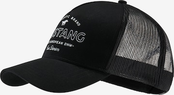 MUSTANG Kapa 'Taylor' | črna barva: sprednja stran