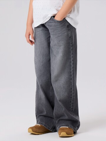 NAME IT Wide leg Jeans 'NKFROSE' in Grijs: voorkant