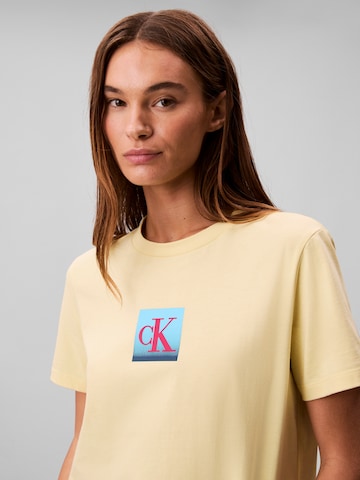Calvin Klein Jeans Póló 'CLASSIC' - sárga