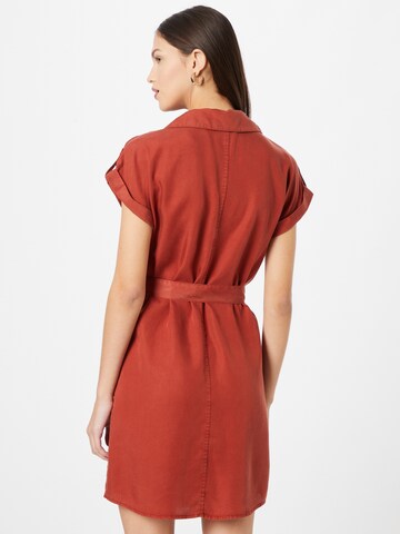 Robe-chemise 'VERA' Noisy may en marron