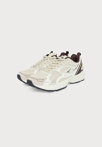 Baskets basses 'TACTRON' FILA en beige : devant