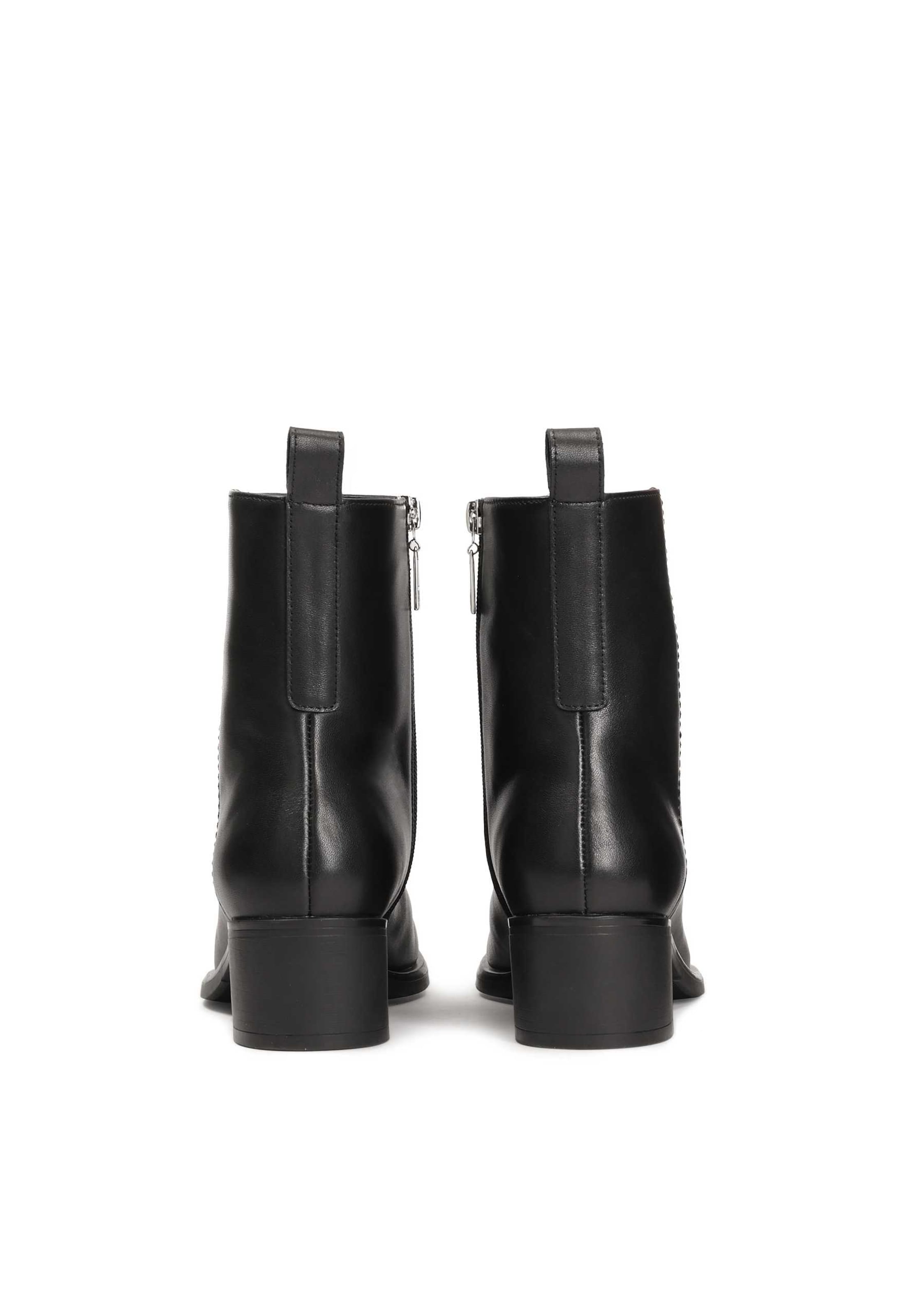 Ankle boots di Kazar in nero