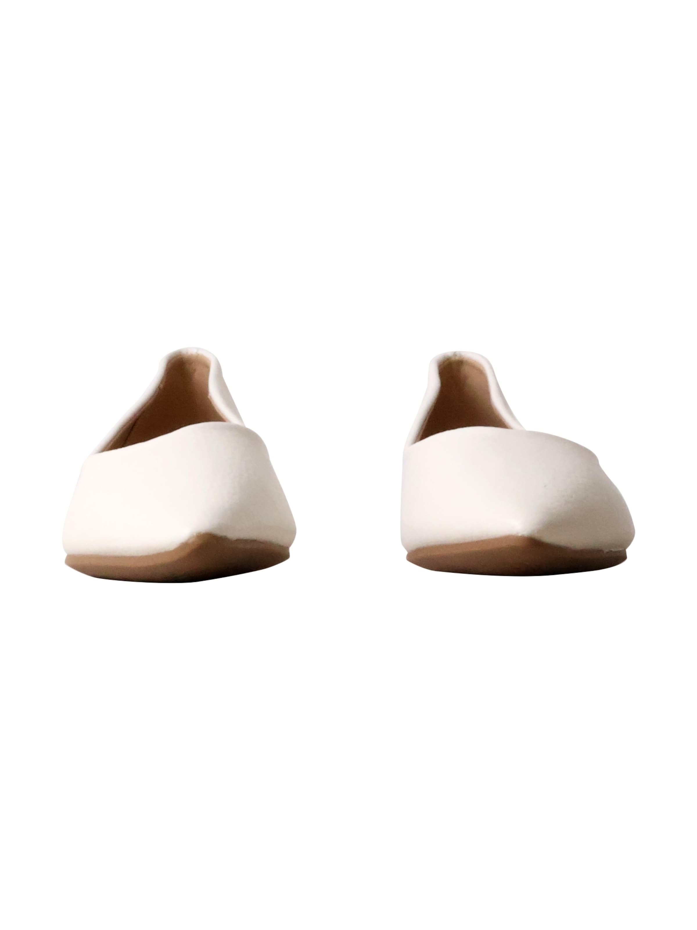 Super Mode Ballet Flats in White